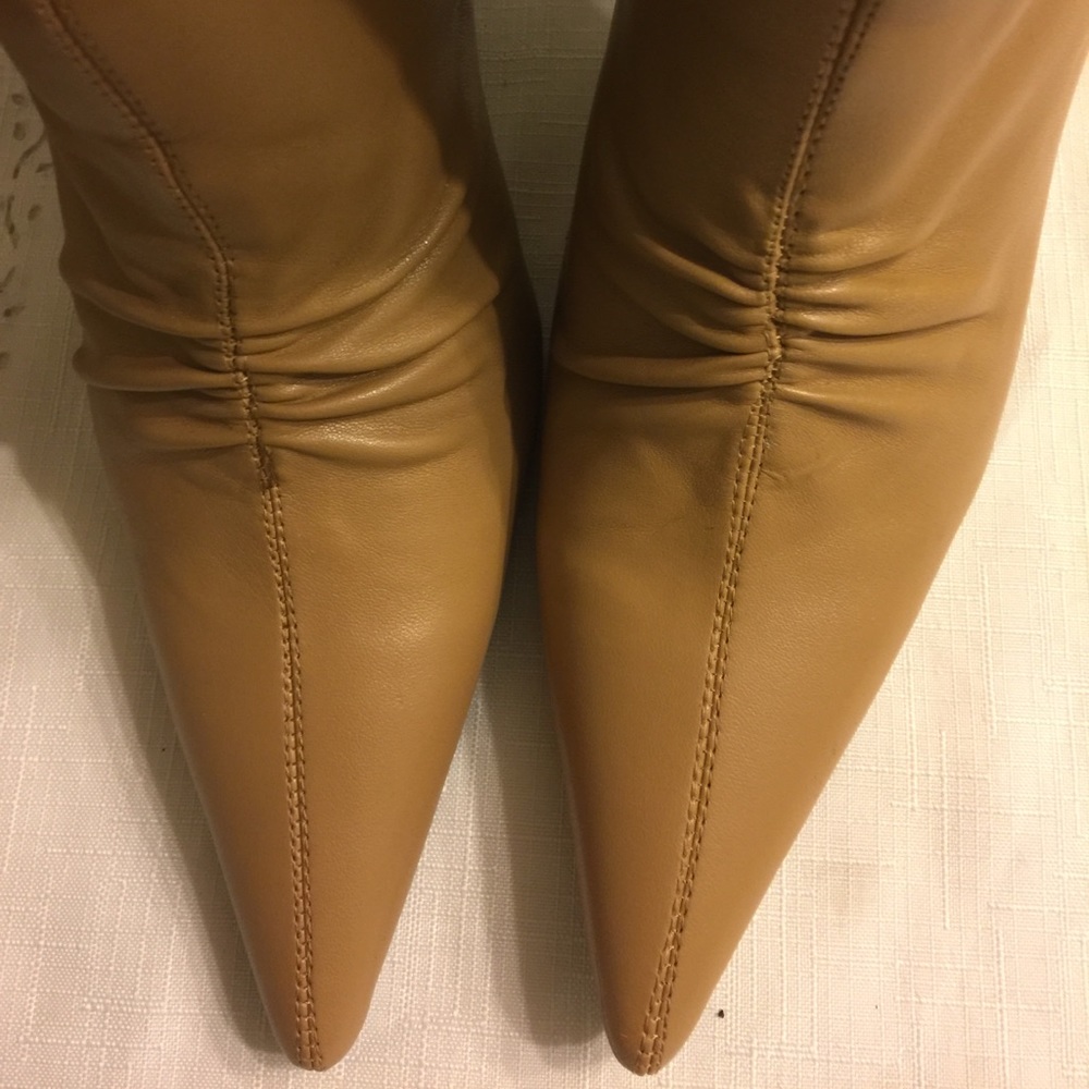 Two toned brown high heeled boots